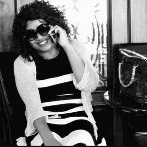 Meet your Posher, Alexandra